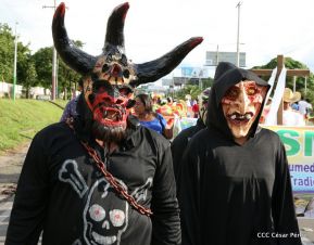 Inauguran exposición de los Santos Patronos