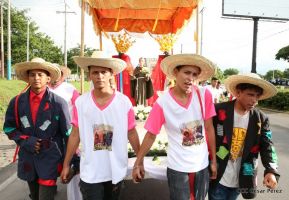 Inauguran exposición de los Santos Patronos