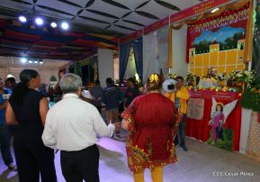 Inauguran exposición de los Santos Patronos