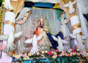 Inauguran exposición de los Santos Patronos