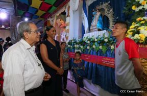 Inauguran exposición de los Santos Patronos