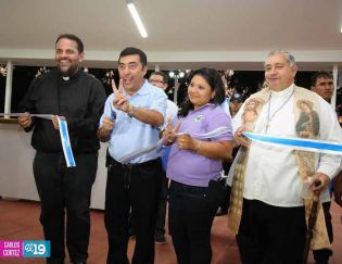 Inauguración de Tiangue La Purísima en Avenida Bolivar