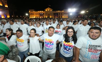 Nicaragua conmemoró legado del comandante Carlos Fonseca Amador