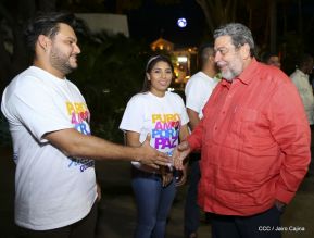 Nicaragua conmemoró legado del comandante Carlos Fonseca Amador