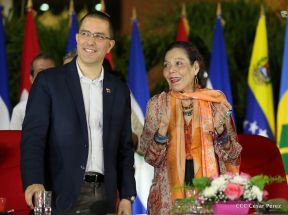 Nicaragua conmemoró legado del comandante Carlos Fonseca Amador