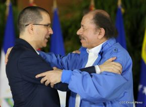 Nicaragua conmemoró legado del comandante Carlos Fonseca Amador
