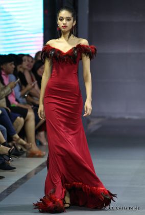 Segunda noche de colores en la fiesta de la moda más importante de Nicaragua