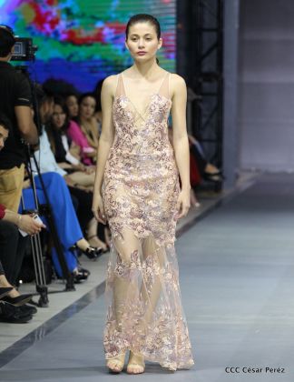 Segunda noche de colores en la fiesta de la moda más importante de Nicaragua