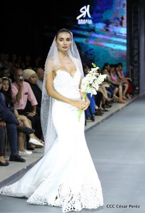 Segunda noche de colores en la fiesta de la moda más importante de Nicaragua