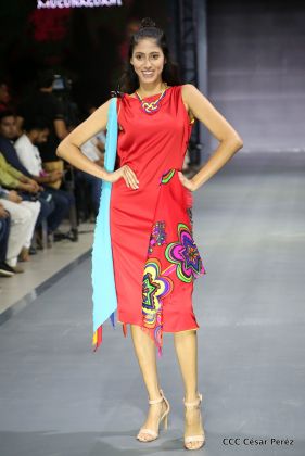 Segunda noche de colores en la fiesta de la moda más importante de Nicaragua