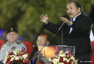 Daniel y Rosario presiden XVI acto de graduación de cadetes de la Policía