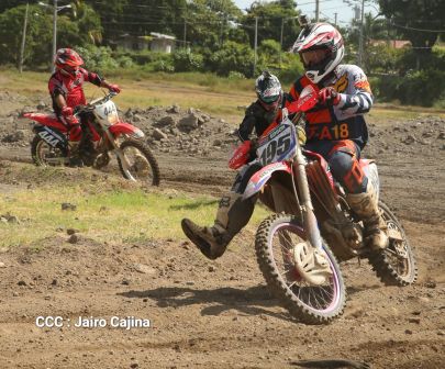 ¡Rugir de motores en el Paseo Xolotlán!