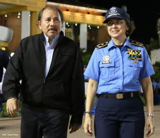 Daniel y Rosario presiden XVI acto de graduación de cadetes de la Policía
