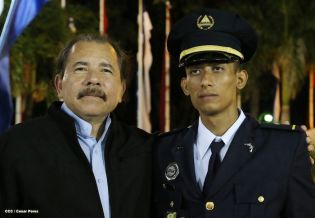 Daniel y Rosario presiden XVI acto de graduación de cadetes de la Policía