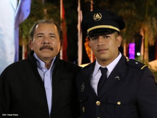 Daniel y Rosario presiden XVI acto de graduación de cadetes de la Policía