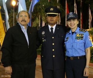 Daniel y Rosario presiden XVI acto de graduación de cadetes de la Policía