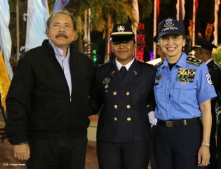 Daniel y Rosario presiden XVI acto de graduación de cadetes de la Policía
