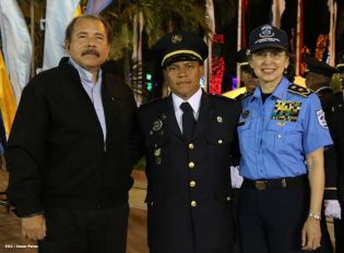 Daniel y Rosario presiden XVI acto de graduación de cadetes de la Policía