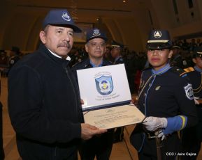  XXI Promoción de cadetes de la Academia de Policía Walter Mendoza