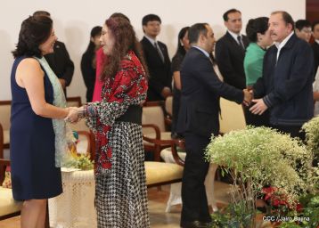 ¡Bienvenidos a Nicaragua en nombre de la Paz!