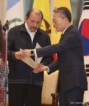 ¡Bienvenidos a Nicaragua en nombre de la Paz!