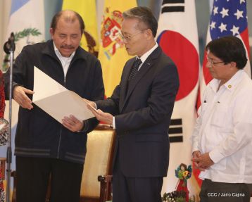 ¡Bienvenidos a Nicaragua en nombre de la Paz!