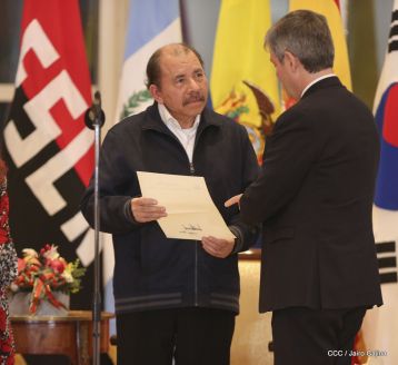 ¡Bienvenidos a Nicaragua en nombre de la Paz!