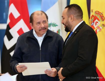 ¡Bienvenidos a Nicaragua en nombre de la Paz!