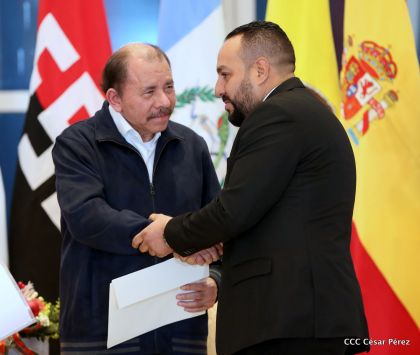 ¡Bienvenidos a Nicaragua en nombre de la Paz!