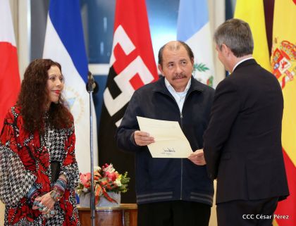 ¡Bienvenidos a Nicaragua en nombre de la Paz!