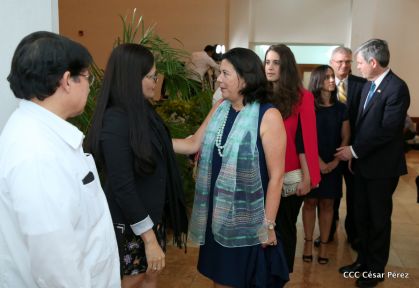 ¡Bienvenidos a Nicaragua en nombre de la Paz!