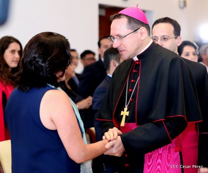 ¡Bienvenidos a Nicaragua en nombre de la Paz!