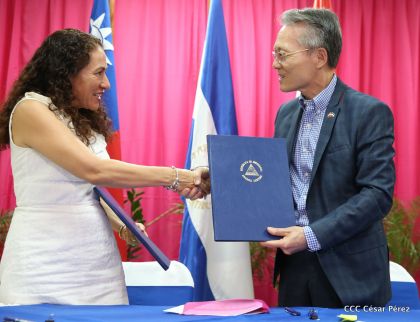    Minsa y China Taiwán firman convenio para fortalecer tratamiento de enfermedad renal crónica