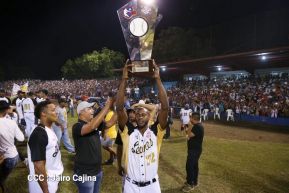 León campeón de la LBPN