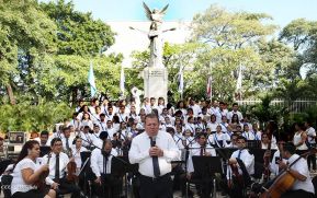 Así se conmemoró el 152 aniversario del natalicio de Rubén Darío