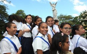 Así se conmemoró el 152 aniversario del natalicio de Rubén Darío