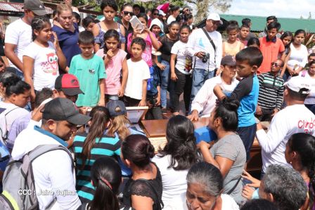¡Honor y Gloria a nuestros compañeros, honor y gloria a nuestra Policía Nacional!