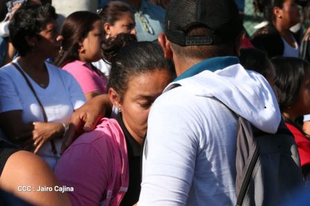 ¡Honor y Gloria a nuestros compañeros, honor y gloria a nuestra Policía Nacional!