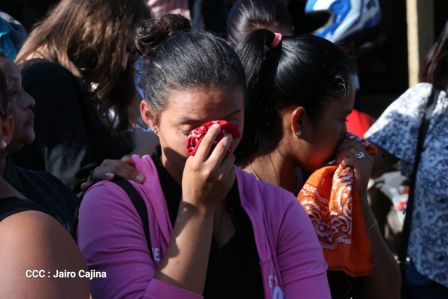¡Honor y Gloria a nuestros compañeros, honor y gloria a nuestra Policía Nacional!