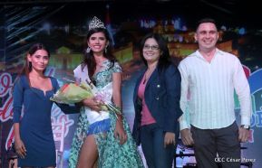 Elección de la señorita Managua Bicentenaria