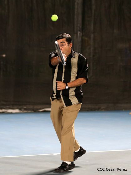 Inauguran modernas canchas de tenis en Managua