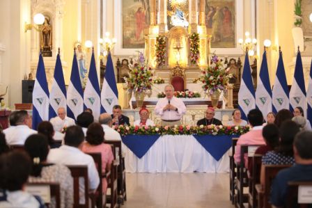 Nicaragua rinde homenaje a su hijo dilecto Rubén Darío