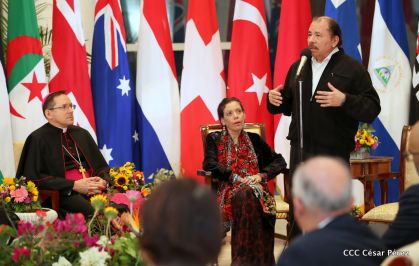 Embajadores presentan credenciales en una Nicaragua que quiere paz