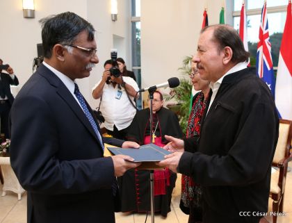 Embajadores presentan credenciales en una Nicaragua que quiere paz