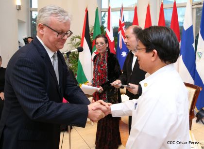 Embajadores presentan credenciales en una Nicaragua que quiere paz