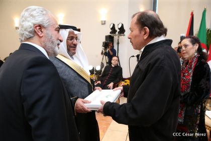 Embajadores presentan credenciales en una Nicaragua que quiere paz