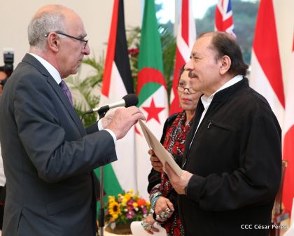 Embajadores presentan credenciales en una Nicaragua que quiere paz
