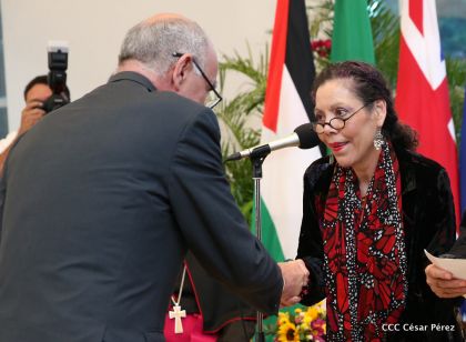 Embajadores presentan credenciales en una Nicaragua que quiere paz