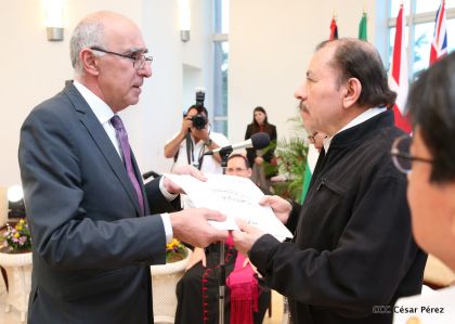 Embajadores presentan credenciales en una Nicaragua que quiere paz