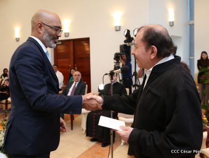 Embajadores presentan credenciales en una Nicaragua que quiere paz